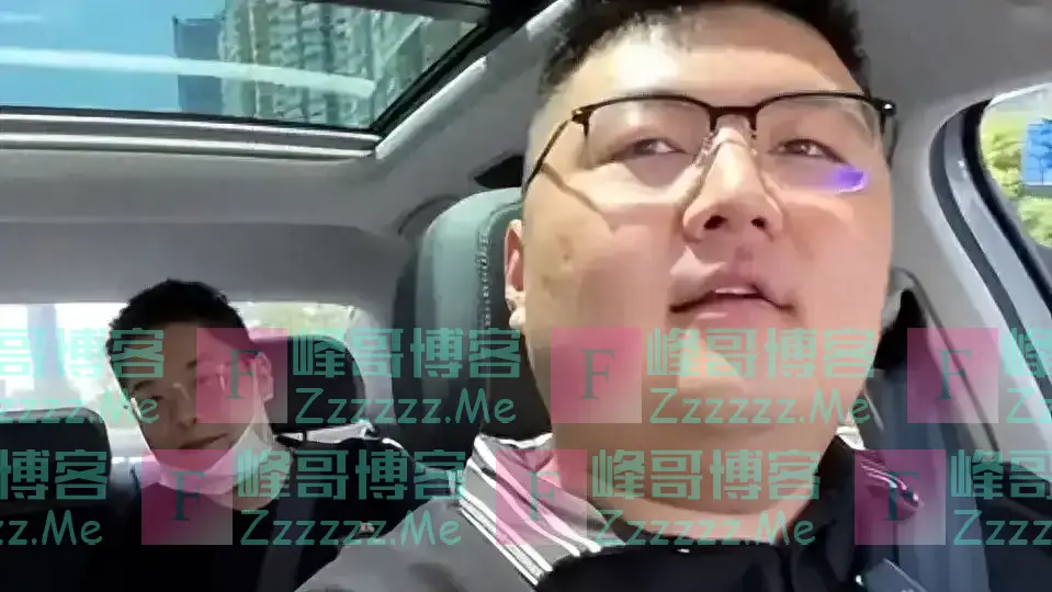 一周掉粉100w,贱卖妻子化妆品,豪车只卖7000,起底猴哥的翻车路