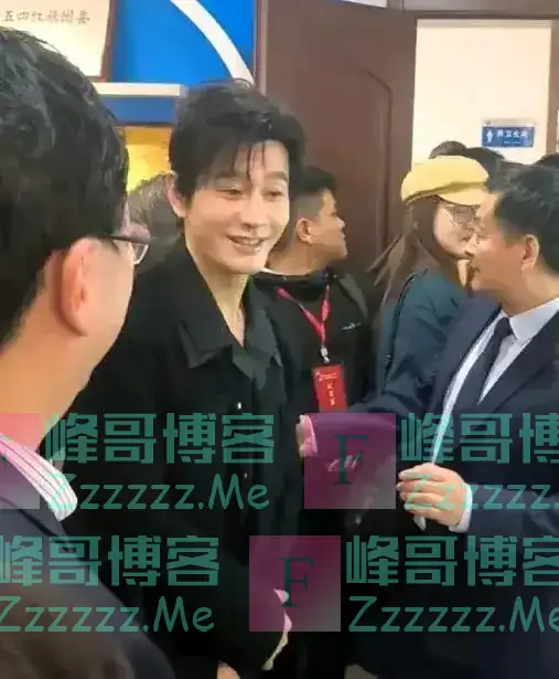 炸裂!大V曝黄晓明遇“杀猪盘”,被叶珂要2.7亿分手费,隐情曝光
