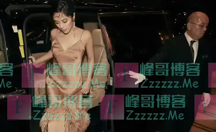 赵奕欢“下车照”被疯传，生图下流出真实胸围，360度无死角