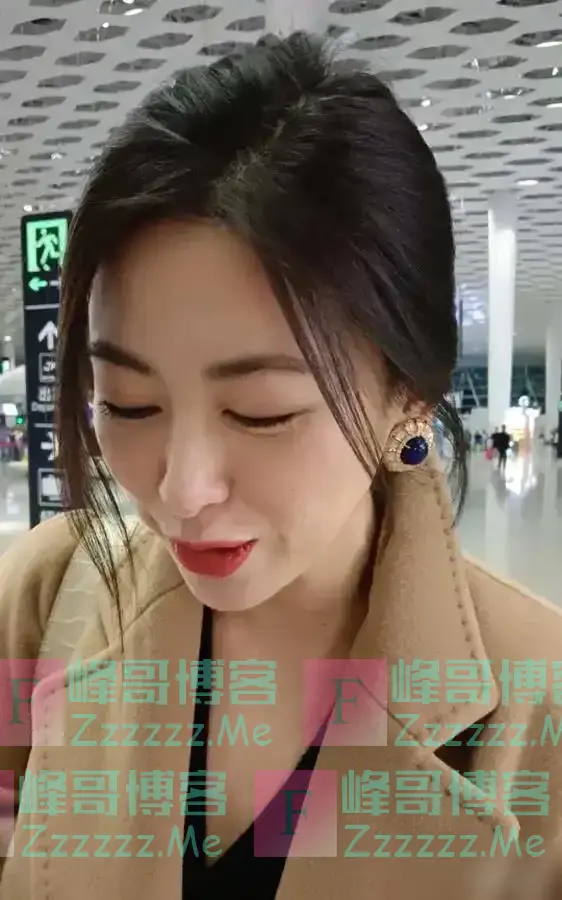 朱珠又带火了一种名媛穿法:驼色大衣+运动裤,时髦高级又洋气