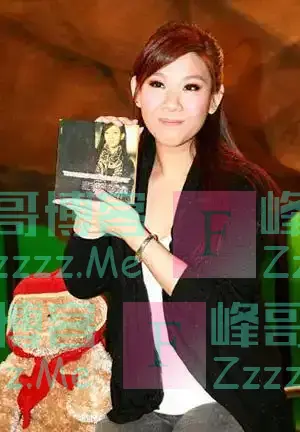 郑欣宜加拿大产子,77岁郑少秋当外公,沈殿霞终于安心了!